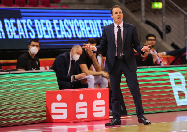 场出球的冷 场出球的冷